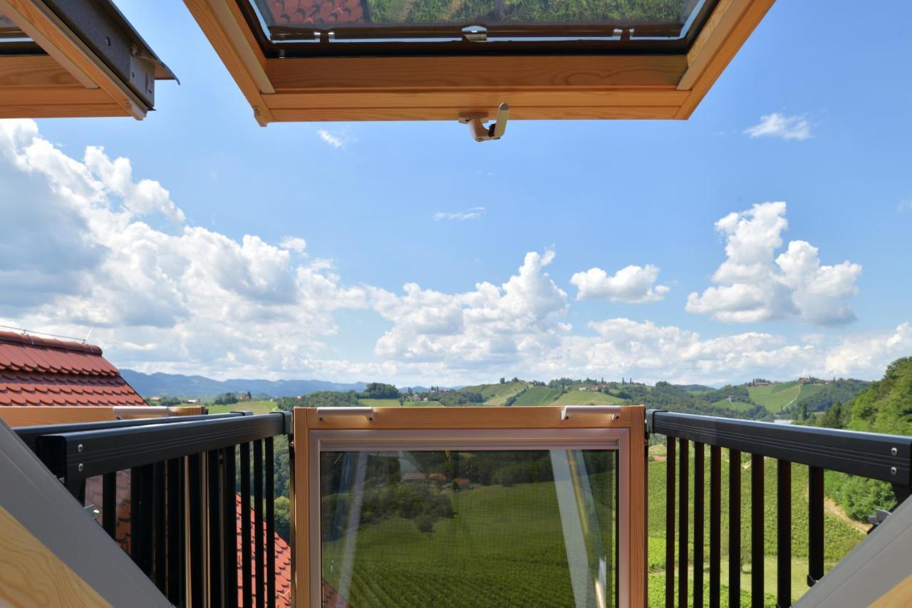 Farm Stay Jarc Vineyard Svecina Luaran gambar