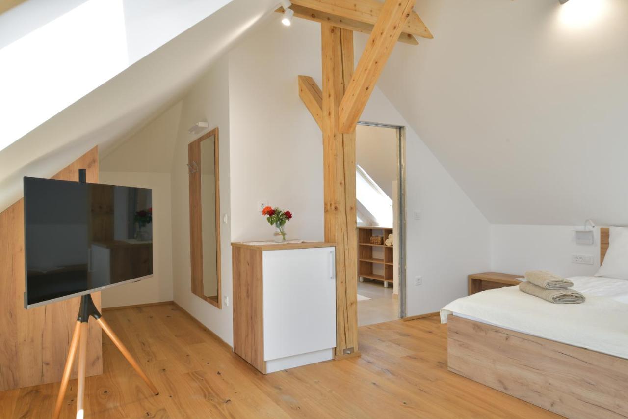 Farm Stay Jarc Vineyard Svecina Luaran gambar