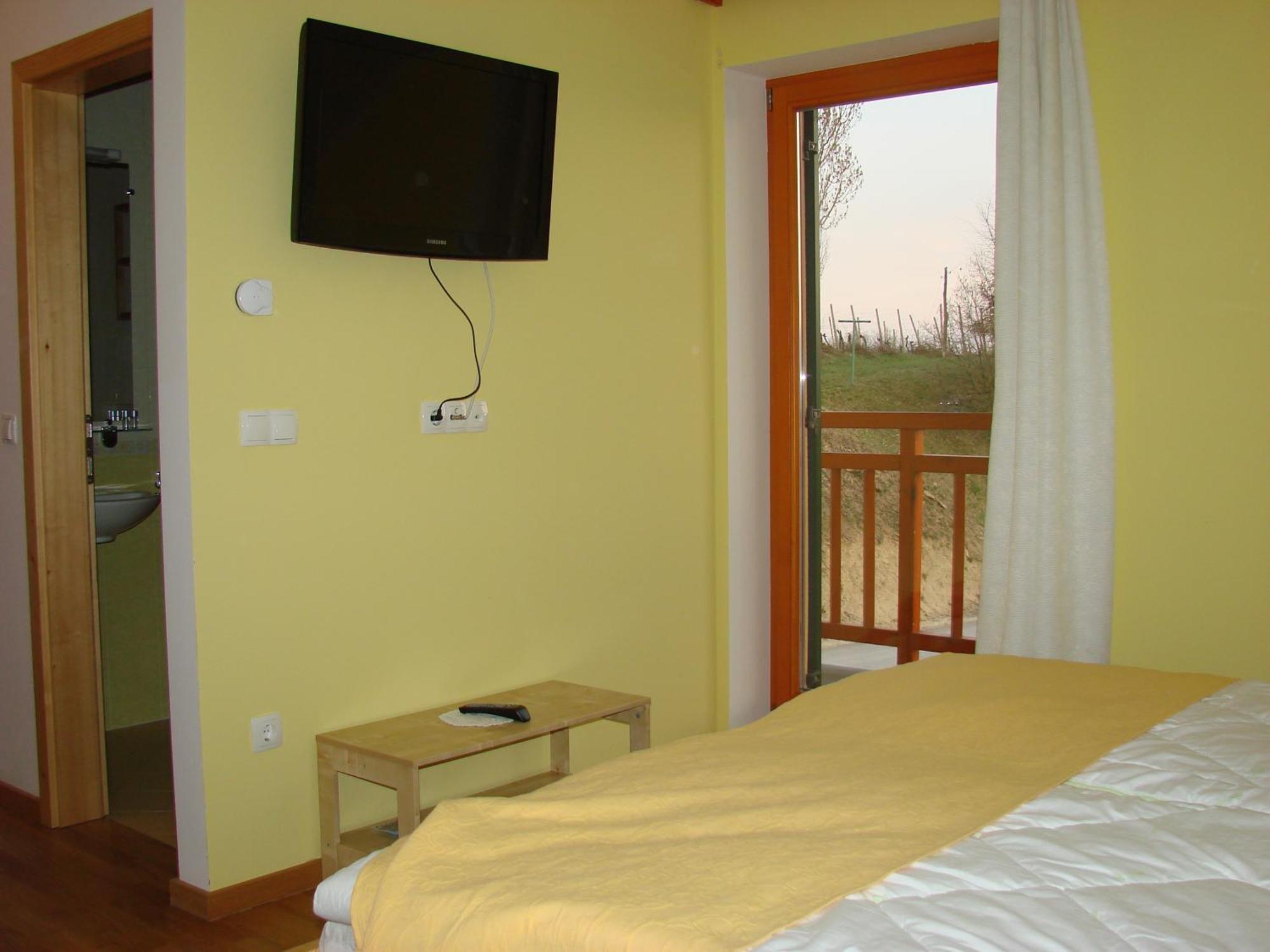 Farm Stay Jarc Vineyard Svecina Bilik gambar